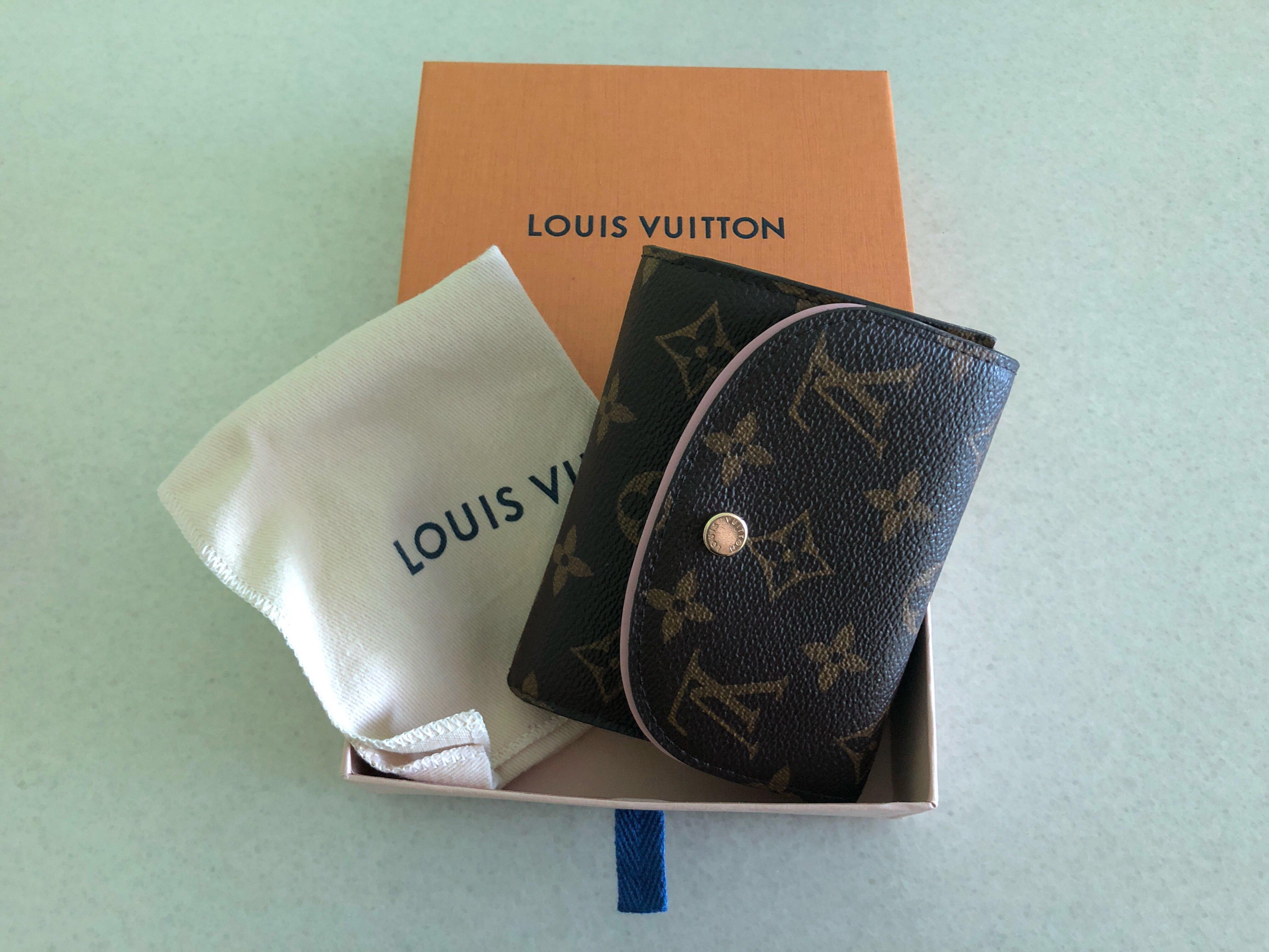LV Ariane Compact Wallet with 12 Card Slot Louis Vuitton Wallet, Women's  Fashion, Bags & Wallets, Wallets & Card holders on Carousell