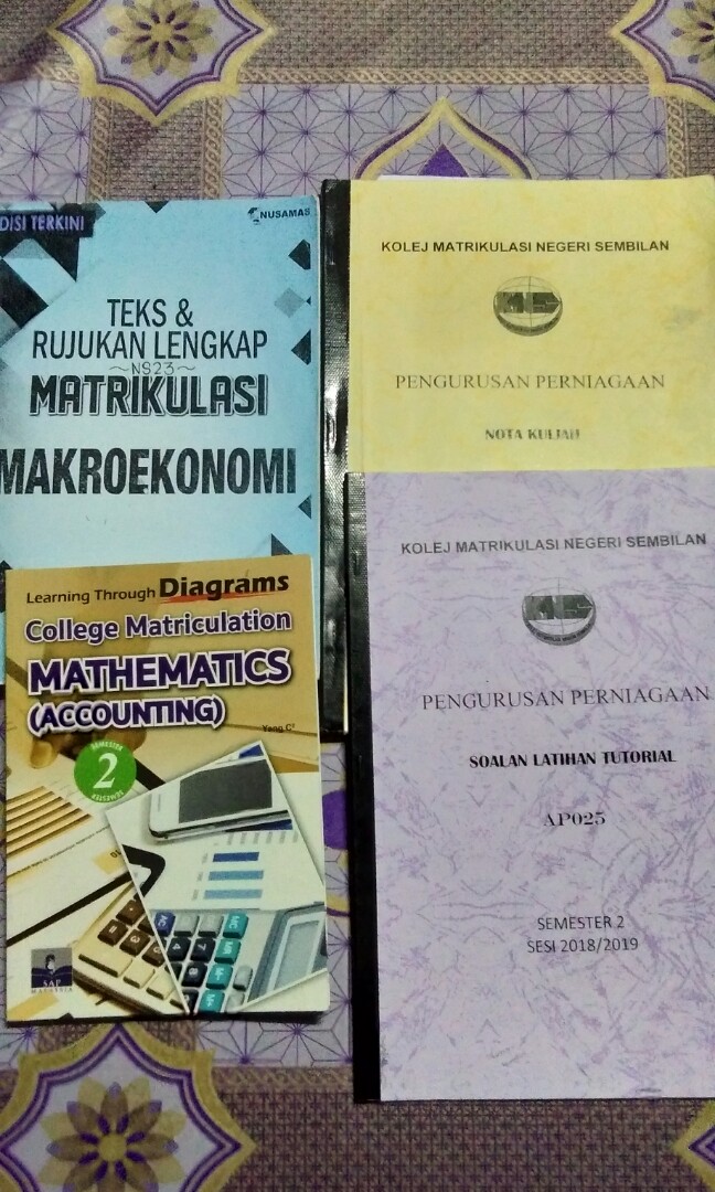 Buku Mathematics Matriculation Latihan