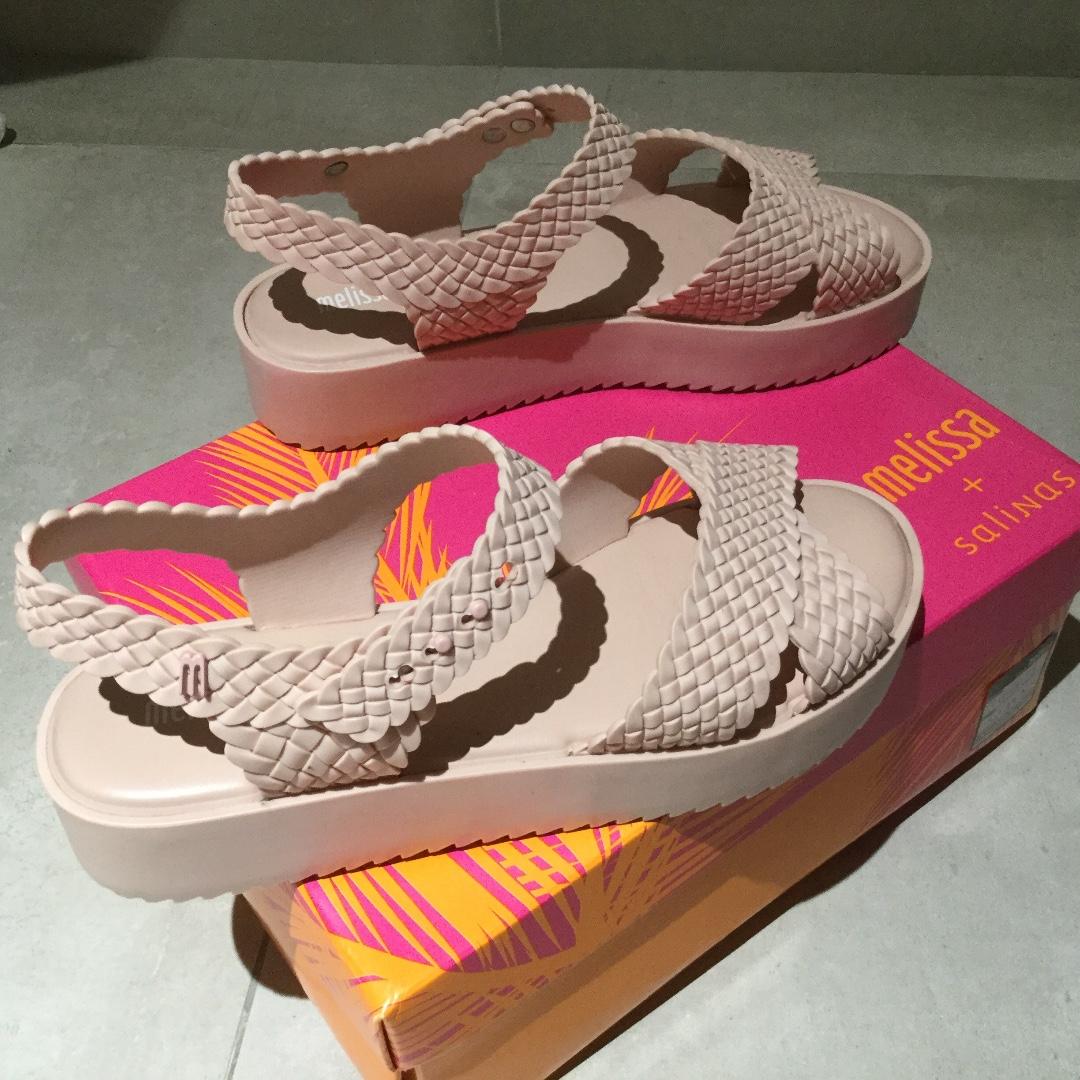 Melissa outlet hotness sandal