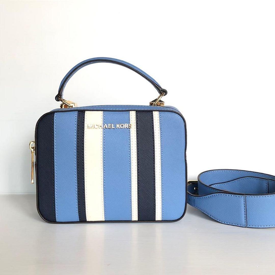 Mk karla camera bag crossbody size 18.5 x 14 cm