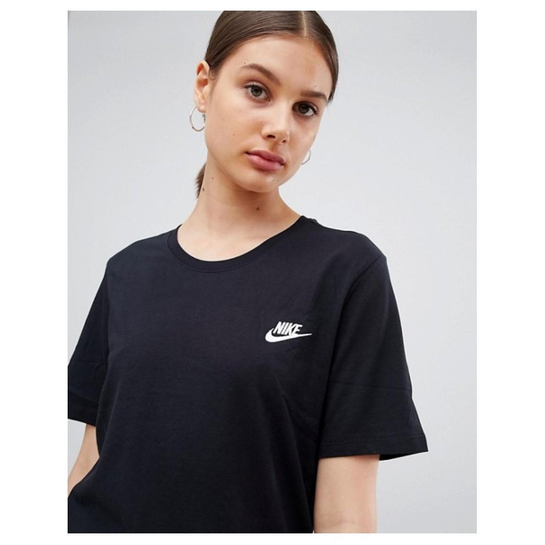 women's nike boyfriend t shirt