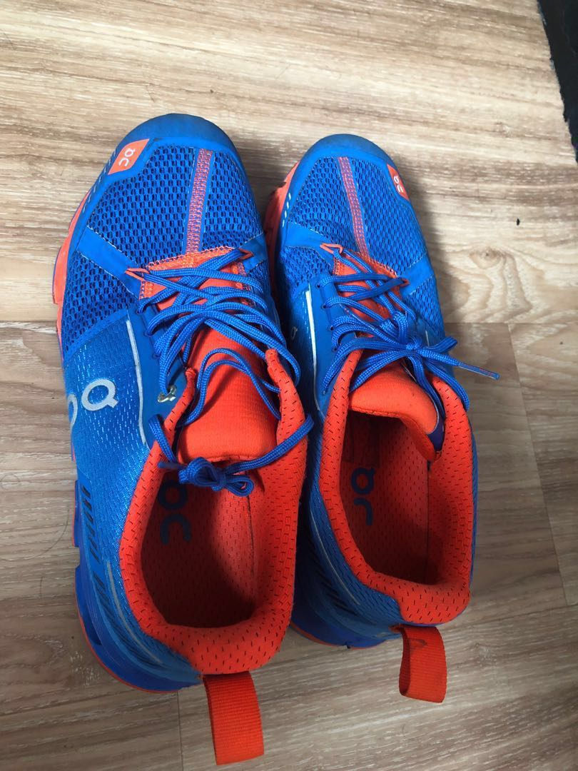 On Cloud running shoes, Men's Fashion, Footwear, Sneakers on Carousell