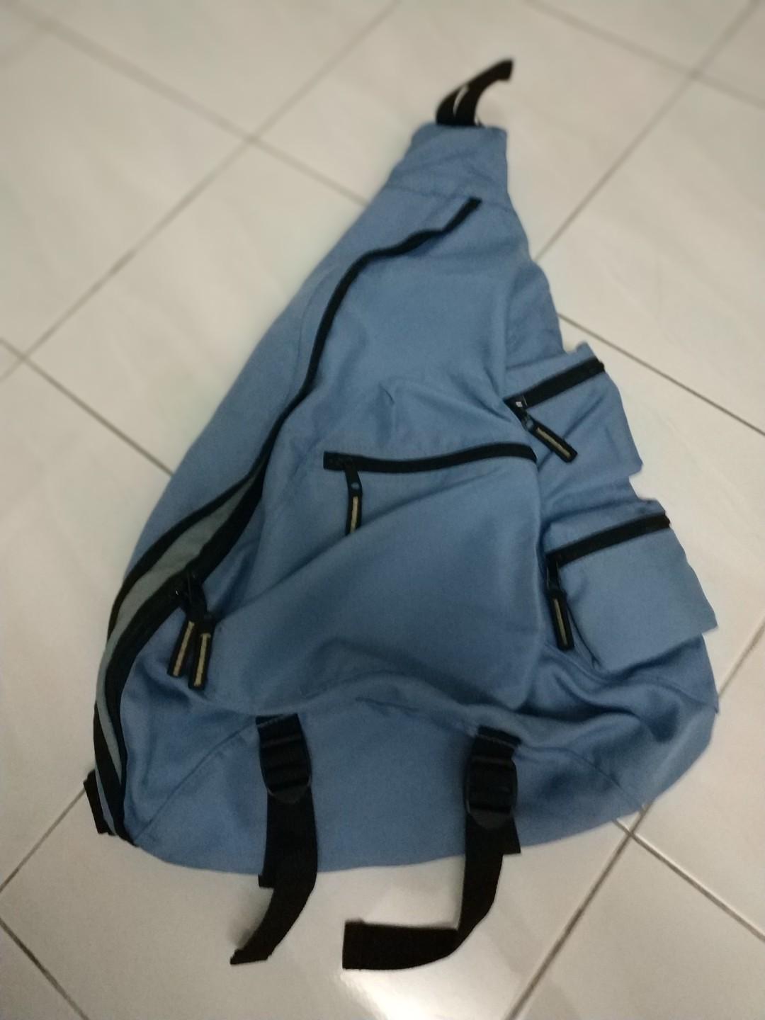 Gap top sling bag