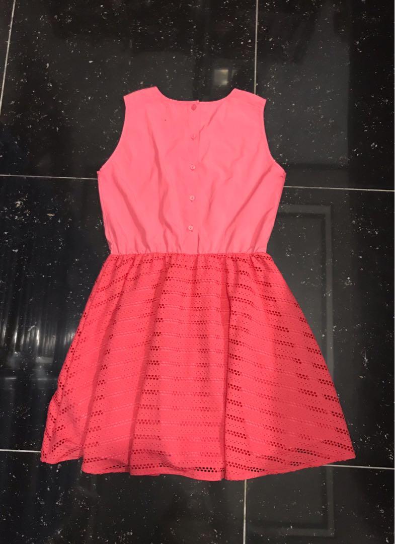 Plains and Prints sl dress (Category: Dresses) located in Angeles City. Submitted by makeupspirit (Listing ID 227912221, Image 3). Description: Plains And Prints sl dress Preloved Medium on tag P780 + sf Last price posted Meetups or shipping 💕 Note: Always manage expectations on preloved items, if you are too picky then you may want to consider buying at the store. ✌🏼 Kindly message me for further inquiries 😊 Thank you! 😘 #plainsandprints #pl