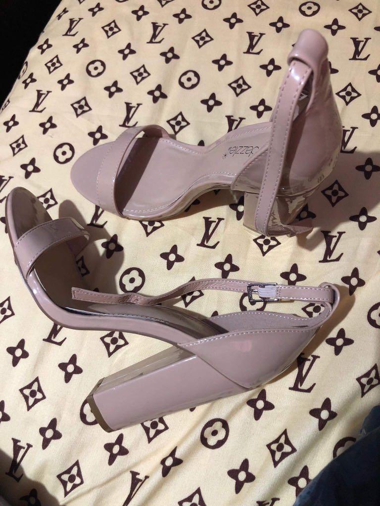 shoedazzle 800 number