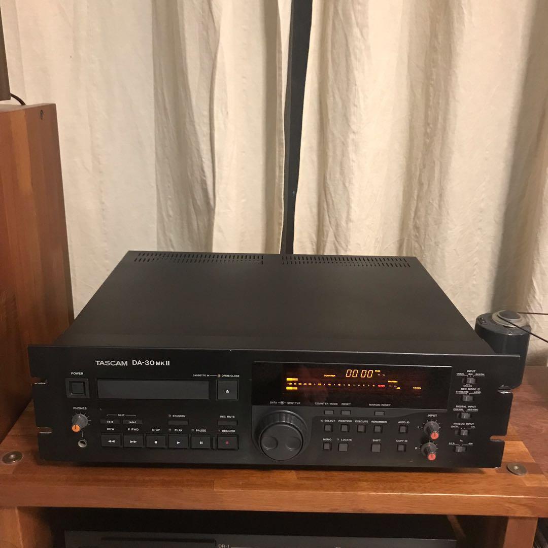 Tascam DA30 mkII dat player, Audio, Portable Audio Accessories on