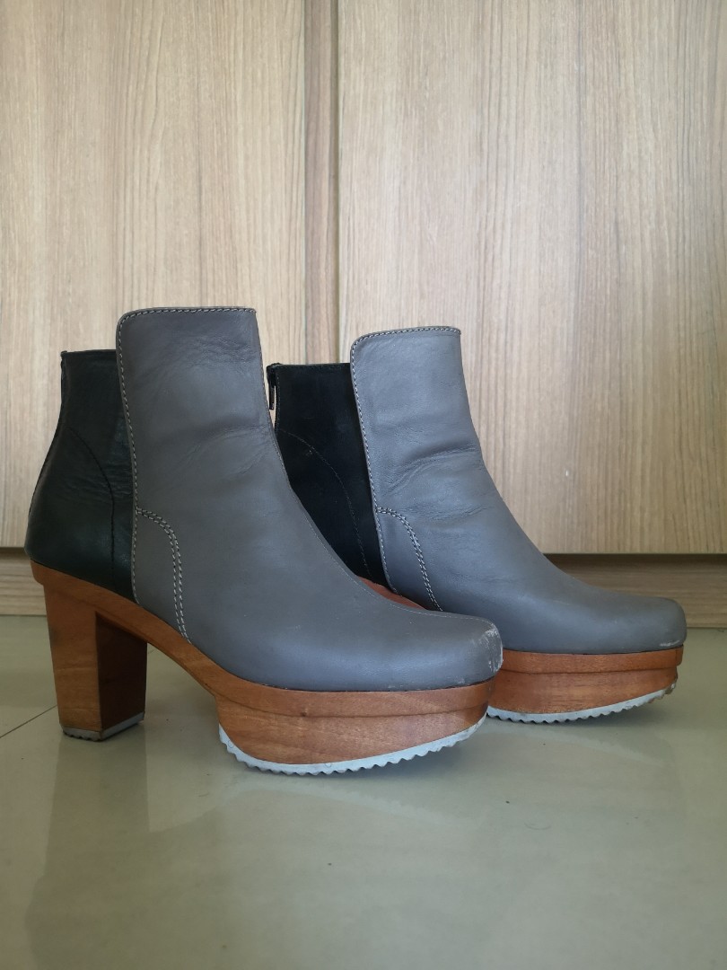 Two-color Statement Boots, Women's 