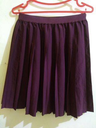 Short Flare Skirt Devided H&M Maroon