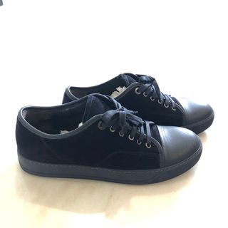 (Category: ) located in . Submitted by kens.closet (Listing ID 219065802, Image 1). Description: .