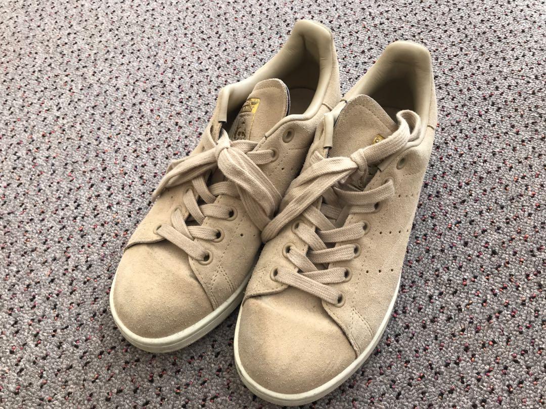 stan smith beige suede
