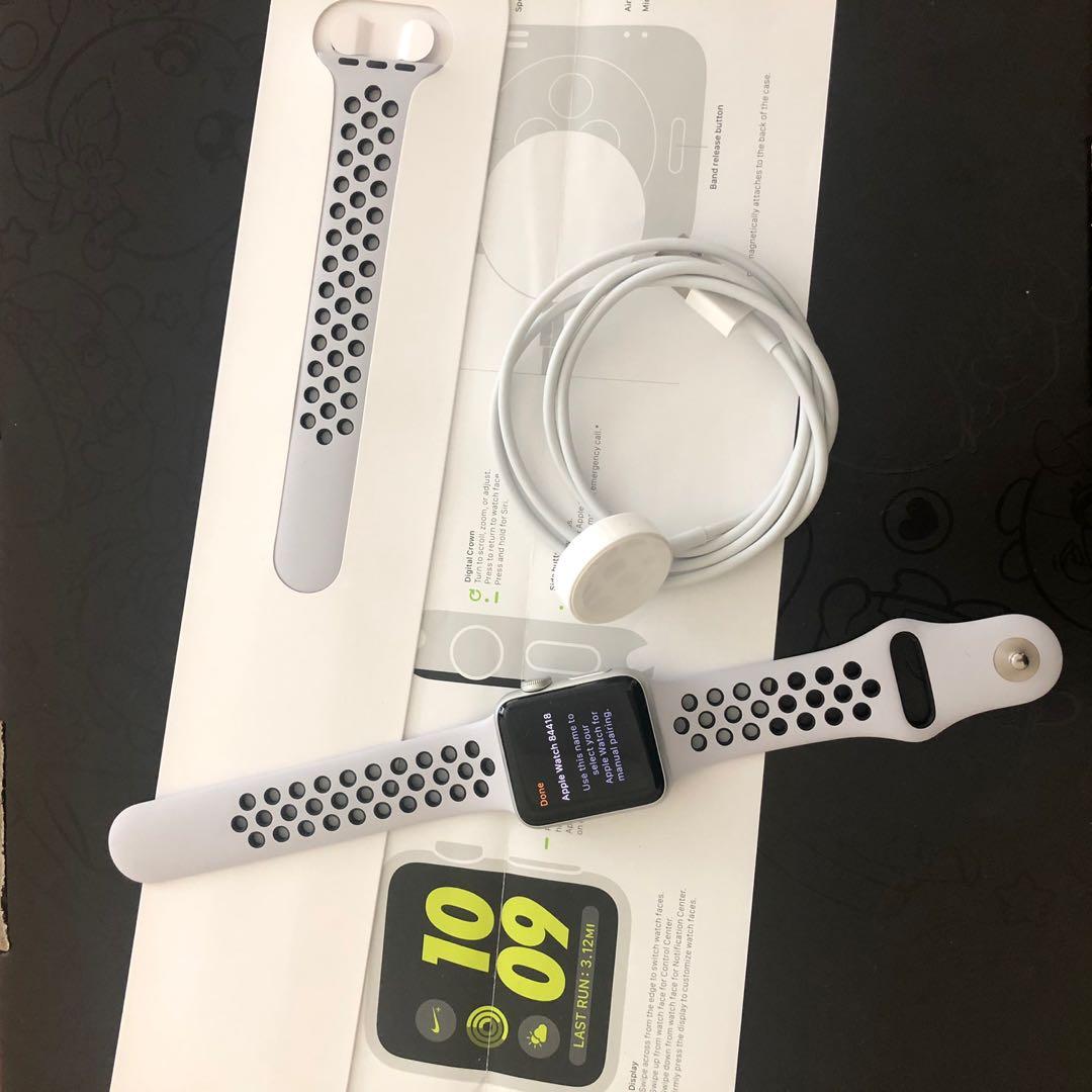 Apple Watch Series 3 Nike GPS ( 38MM), Mobile Phones & Gadgets