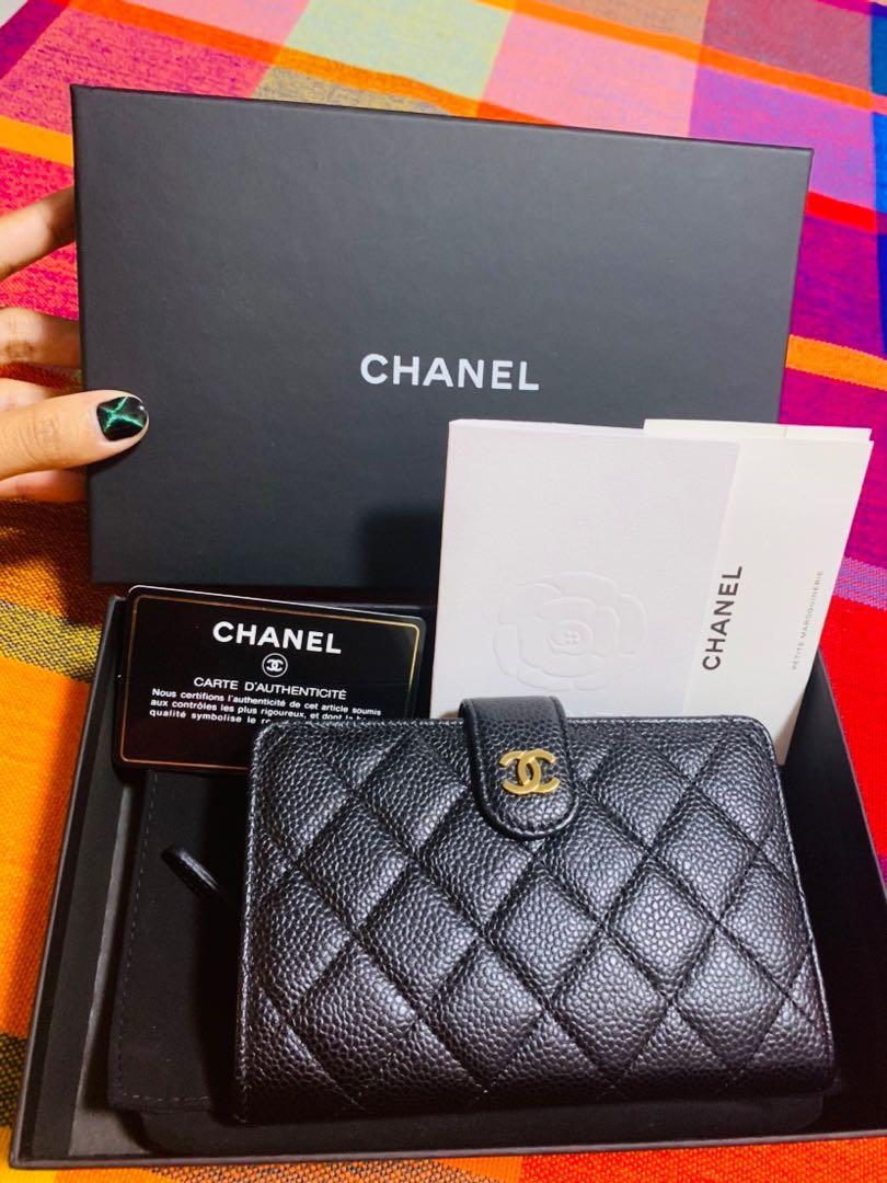 Mua Ví Chanel Caviar Quilted Flap Card Holder Wallet Beige Màu Be  Chanel   Mua tại Vua Hàng Hiệu h051074