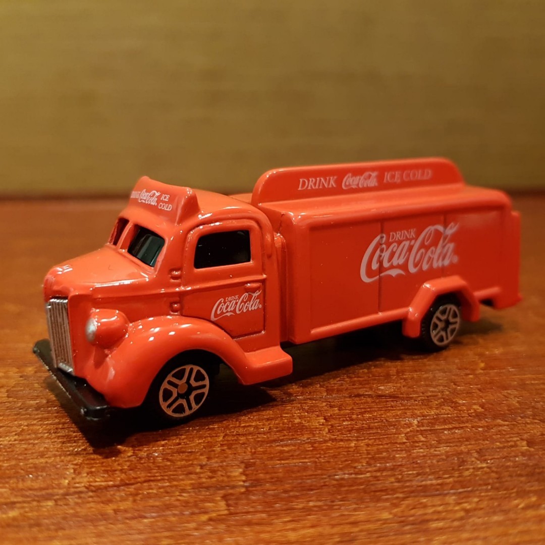 Coca Cola truck 1947, Vintage & Collectibles, Vintage Collectibles on