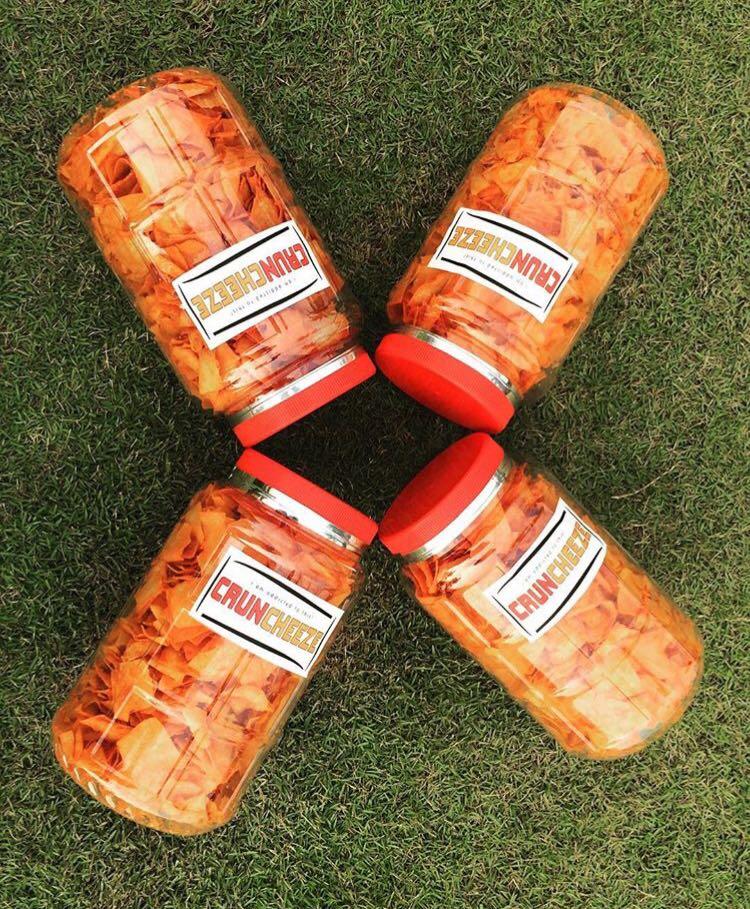 Cruncheeze (Category: Packaged & Instant Food) located in Sungai Buloh. Submitted by ain.akhsan (Listing ID 228028449, Image 3). Description: Haluuu salam ramadhan semua. Cruncheeze is back! Apa itu cruncheeze? Cruncheeze ialah kulit popia yg disalut dengan cheese super ring. Woww! Sedap kan? 🌸 Harga Cruncheeze:- RM23 🌸 Setiap RM1 hasil jualan akan disumbang pada mana2 rumah kebajikan yang dipilih 😉😉😉.