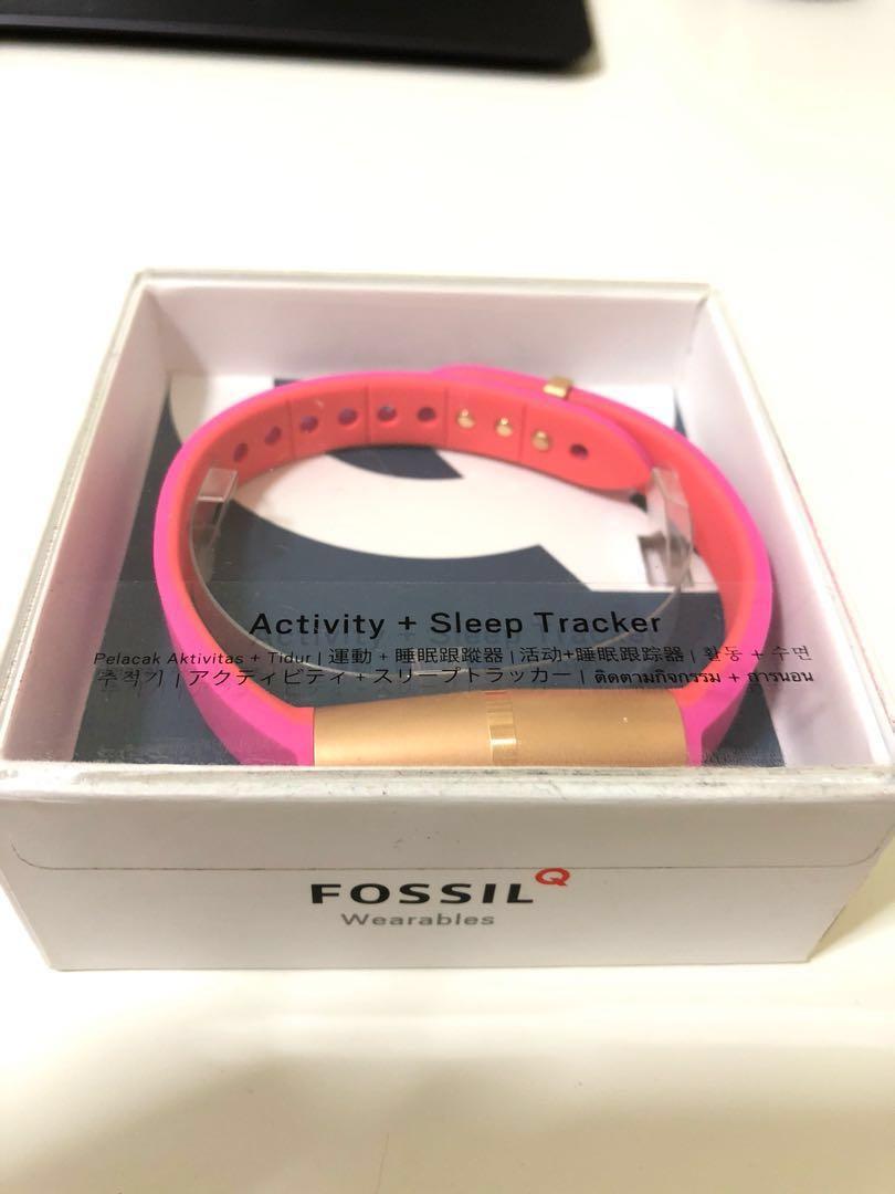 Q motion clearance fossil