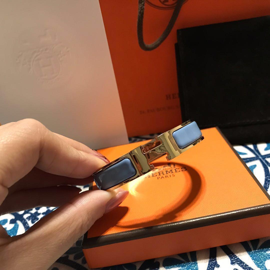 Hermes Clic H Logo 琺瑯窄版手環pm 藍x金 Luxury Accessories On Hermes Clic H Logo 琺瑯窄版手環pm 藍x金