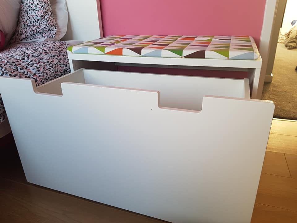 Stuva bench sales pad