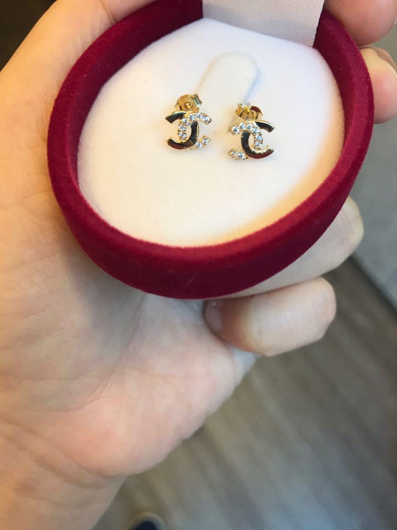 Instock Small Chanel Earrings in 18K 750 Gold with Cubic Zirconia Stones