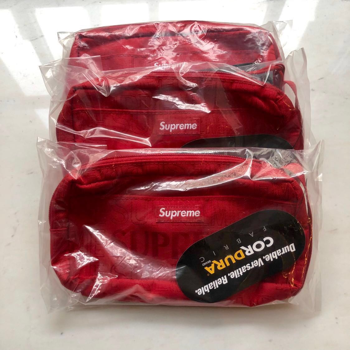 Supreme Organizer Pouch (SS19) Red