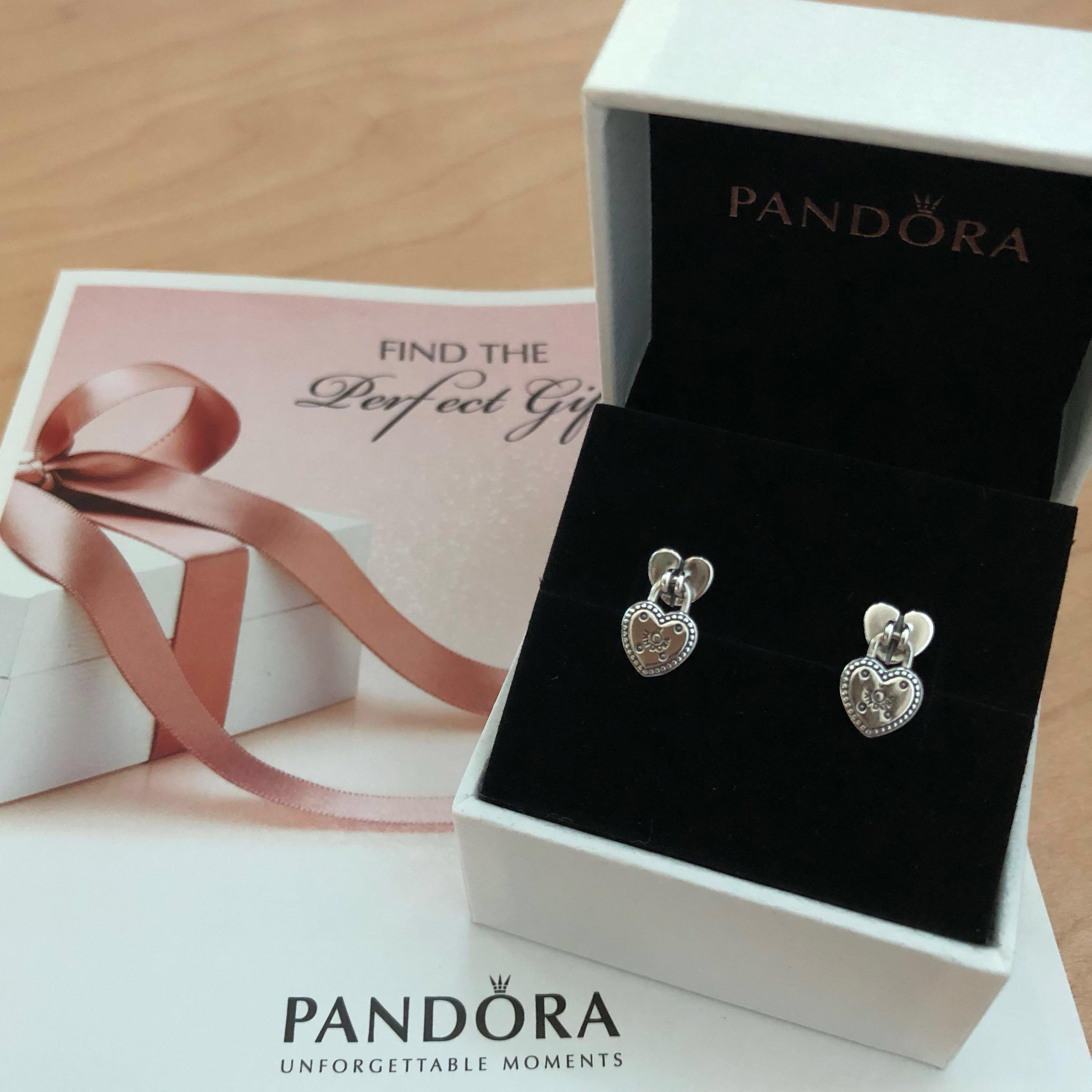 Pandora love store lock earrings