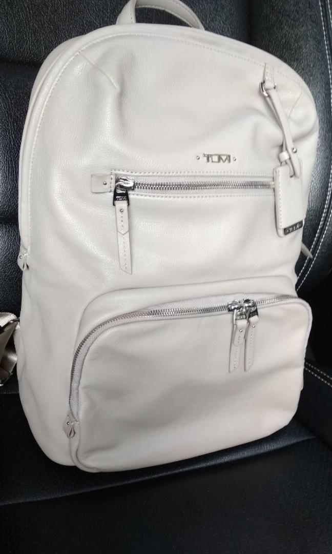 Tumi women's shop voyageur halle backpack