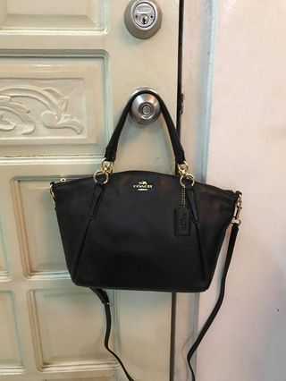 coach kelsey cross body sling bag
