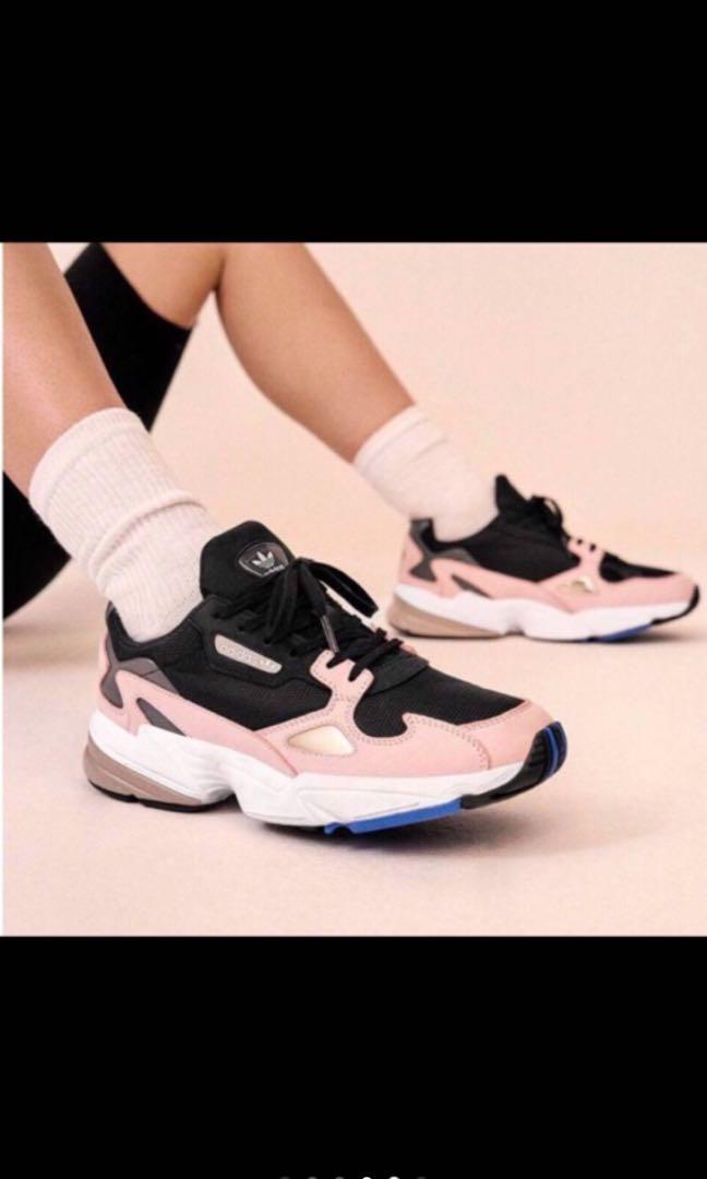 Adidas originals falcon b28126 store