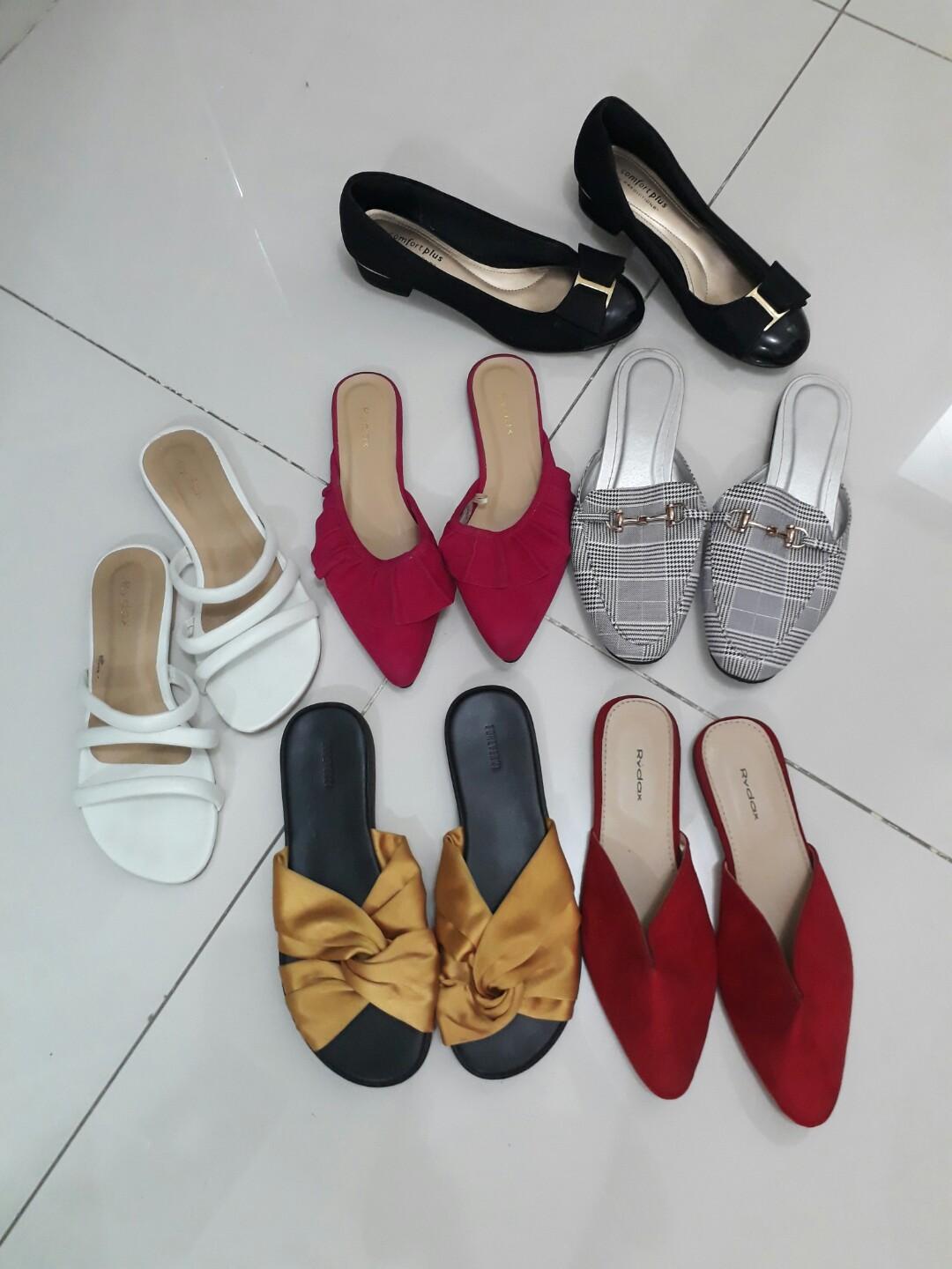BUY EVERYTHING FOR 2K ONLY (Category: Slippers and slides) located in Quezon City. Submitted by apsph (Listing ID 228229441, Image 1). Description: 6 pairs for 2k only *check out individual posts for price per item, for reference 6 pairs for 2k include: Forever21 Slippers (slightly used, no flaws) Comfort Plus Pumps (used, good condition) Rydax Pink (NEW) Rydax Red (NEW) White Slippers (used) B/W Mules (used once, no flaws) **no chipping off, ove