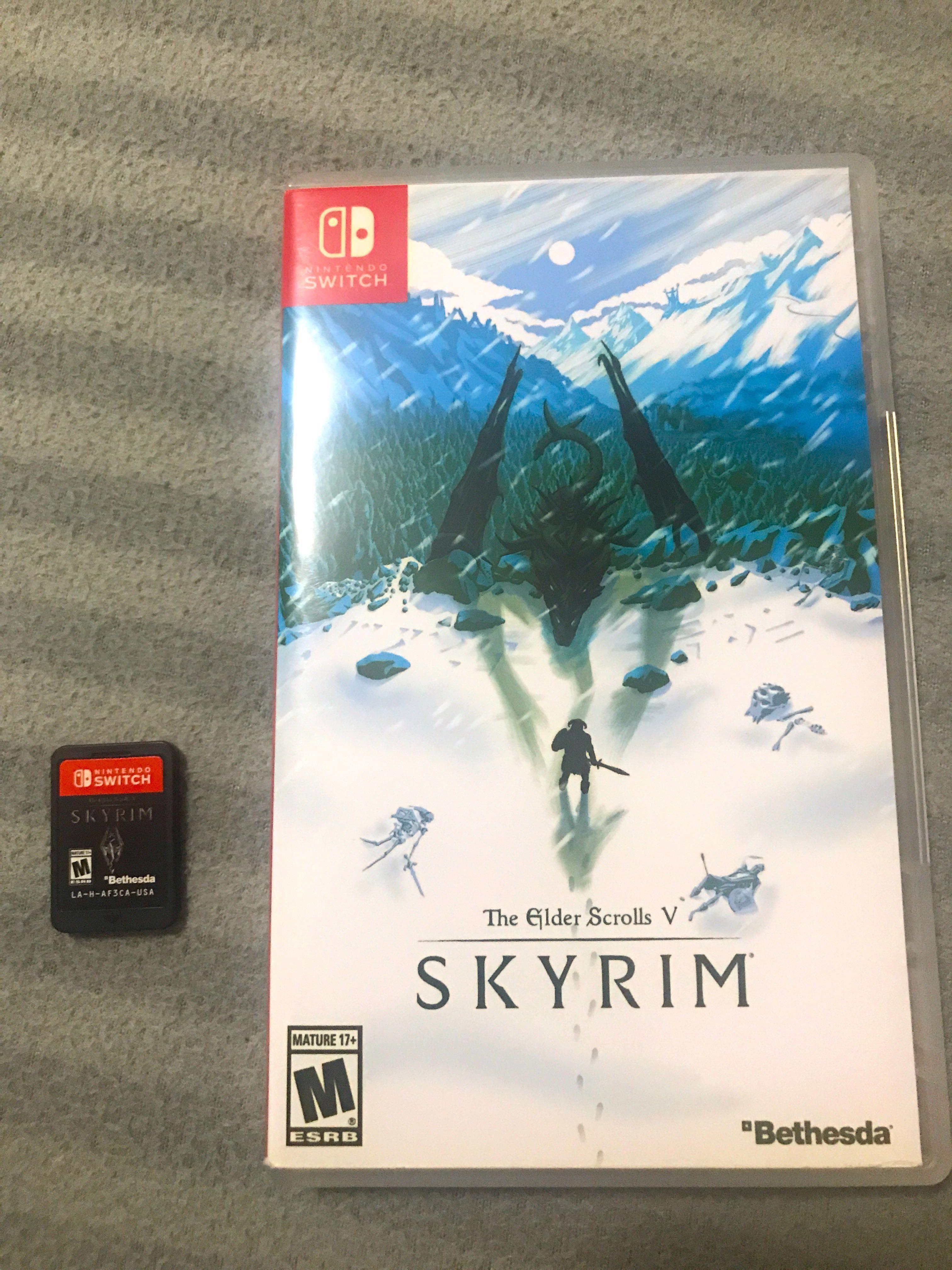 does skyrim switch come with dlc