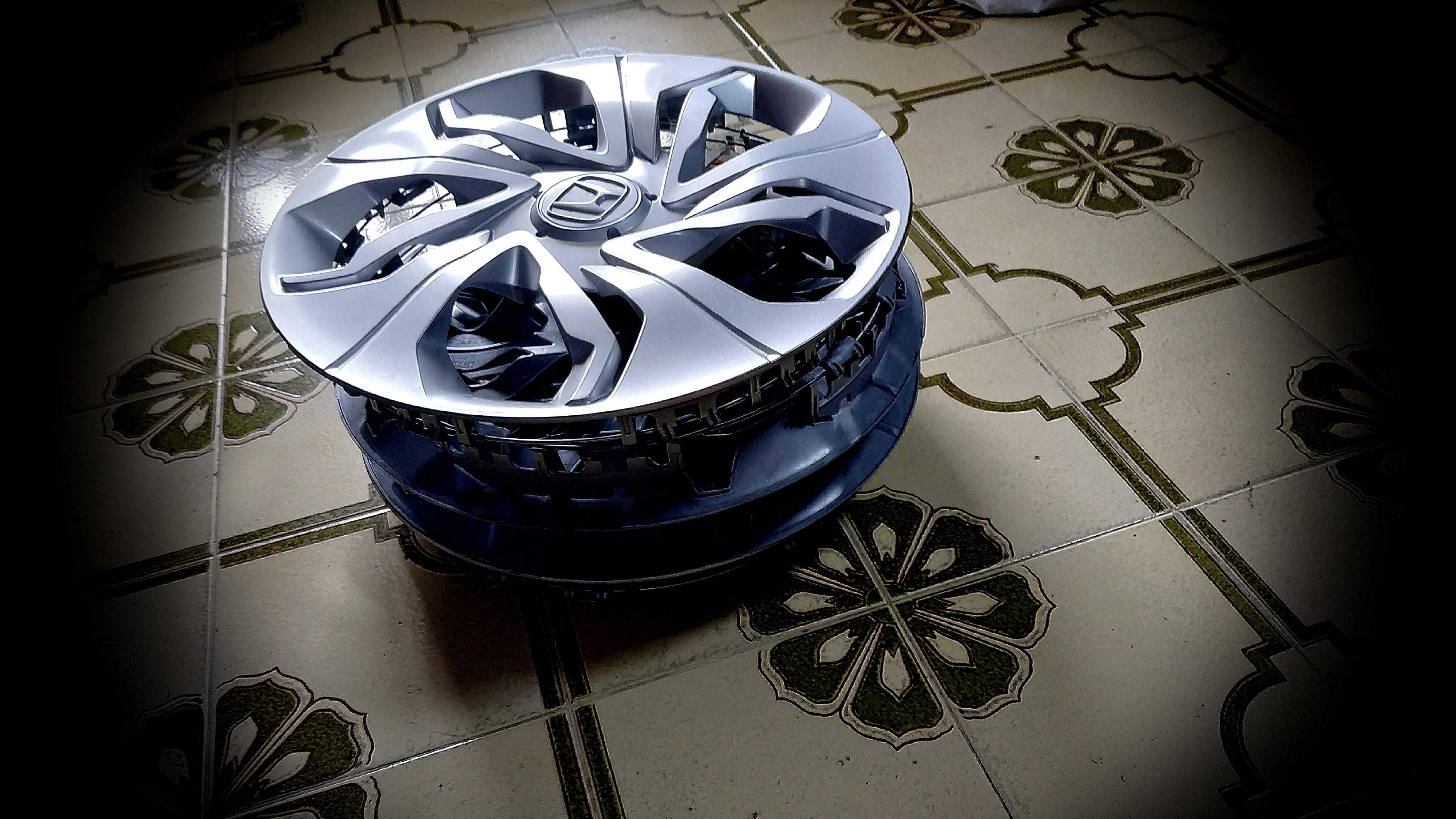 Honda Hub Cap 14"", Car Accessories, Tyres & Rims on Carousell