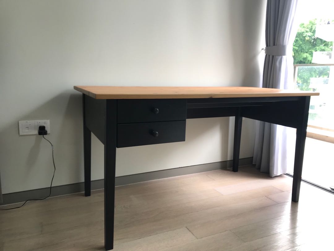 Arkelstorp table clearance