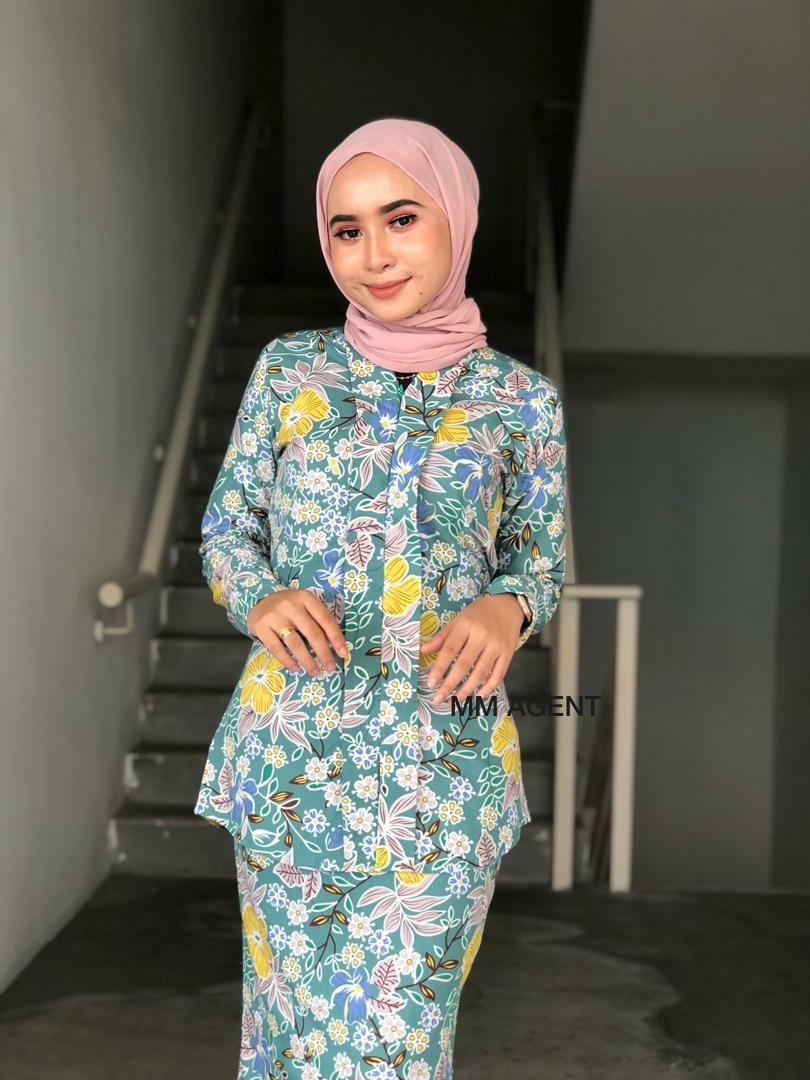 Kebaya Batik Jawa Women S Fashion Clothes Others On Carousell