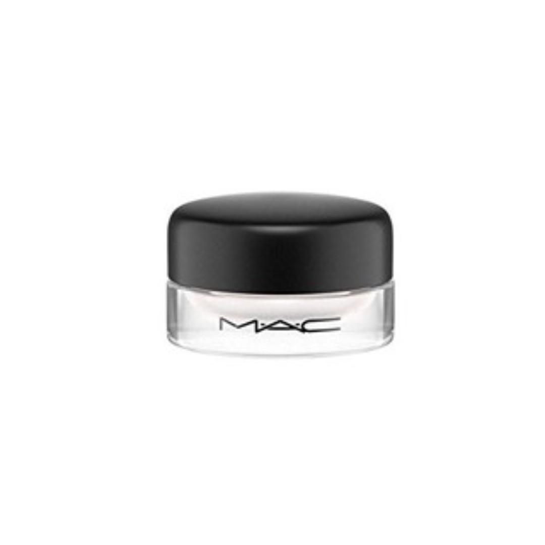 MAC Pro Longwear Paint Pot - Chrome Ange (Category: Makeup) located in Manila. Submitted by memorylanestore (Listing ID 228157231, Image 1). Description: Product Description Be at the top of your make-up game with MAC Cosmetics. Longwear blendable cream shadow. Highly-pigmented. Goes on creamy and dries to vibrant finish. Won't streak or crease. Buildable coverage. Longwear blendable cream shadow. Highly-pigmented. Goes on creamy and dries to vib
