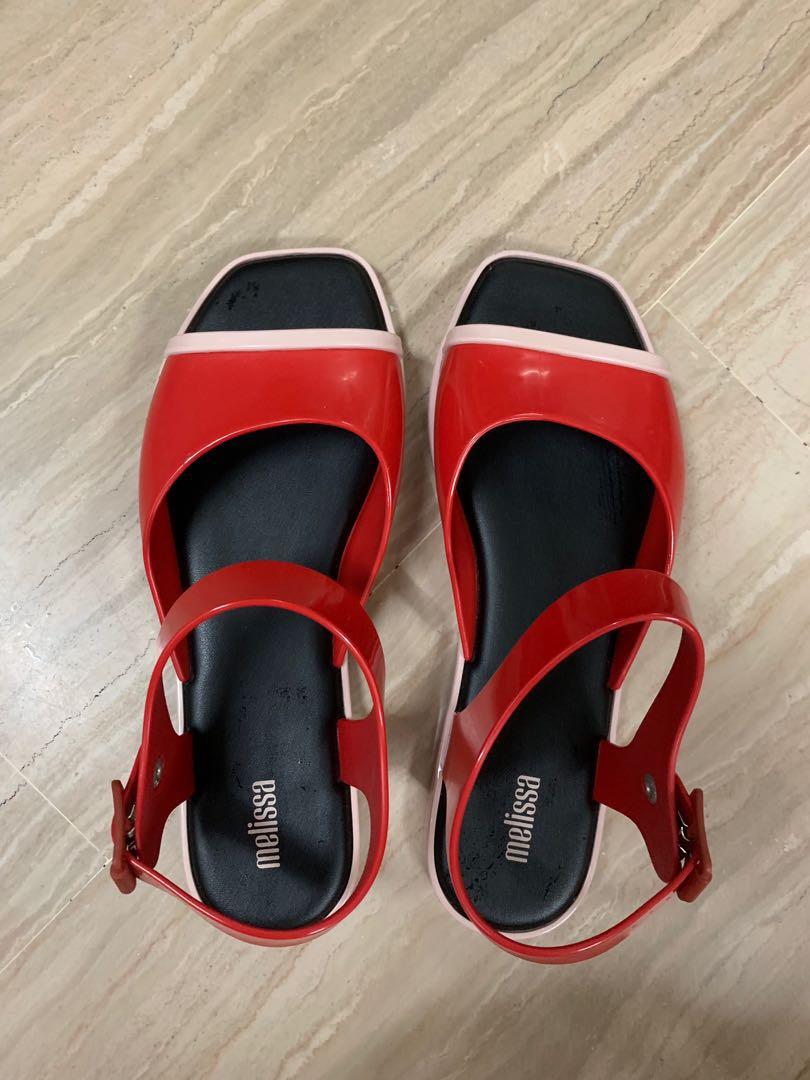 Red best sale colour sandal
