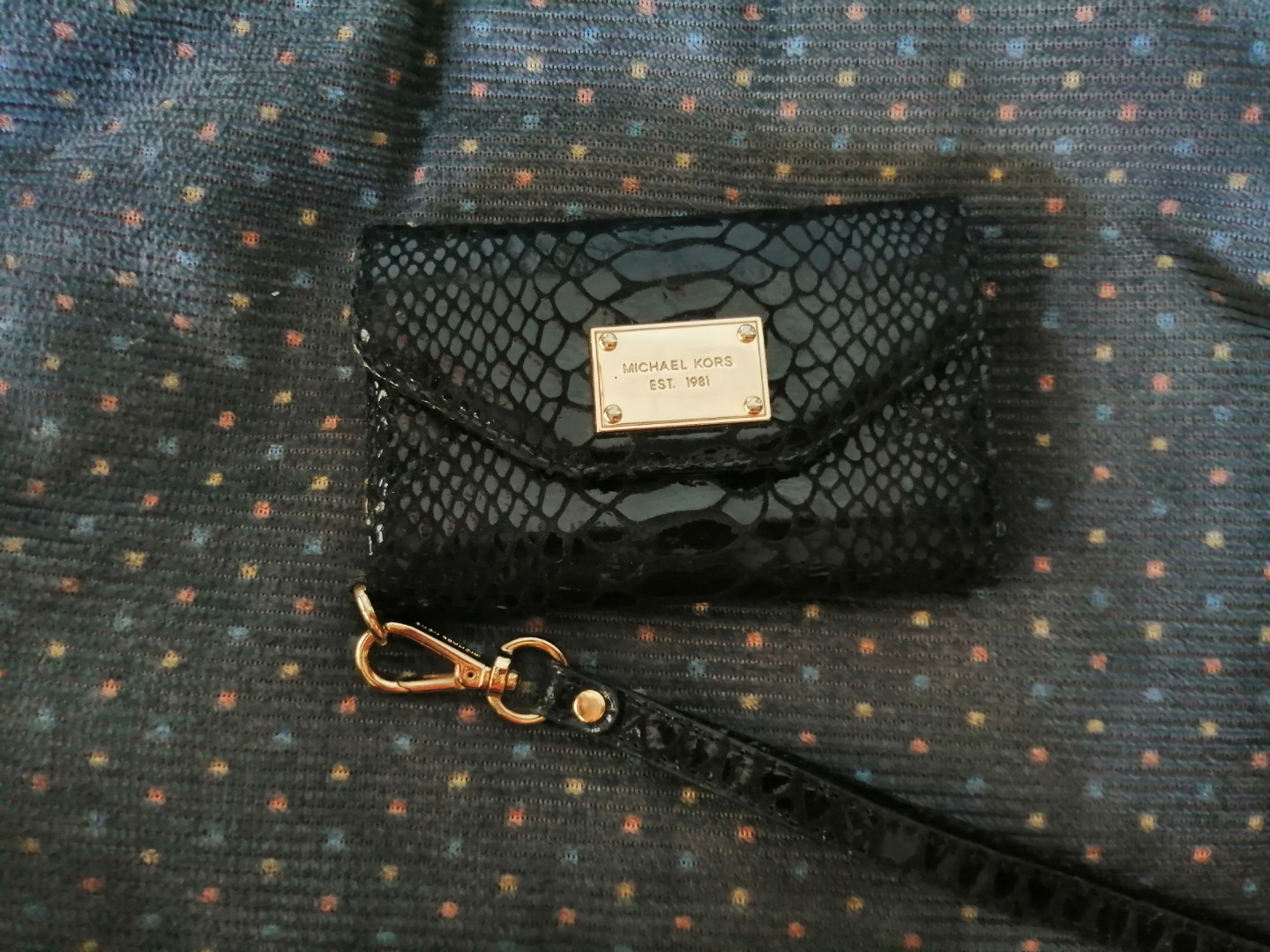 michael kors iphone wallet wristlet