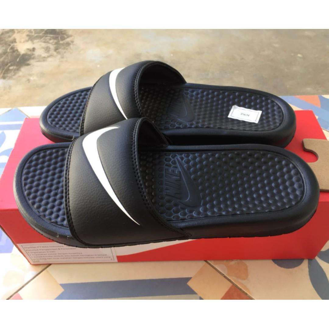 Nike benassi swoosh original discount