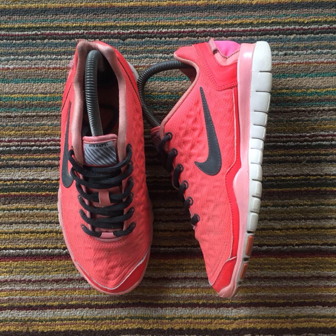 nike free tr fit 2
