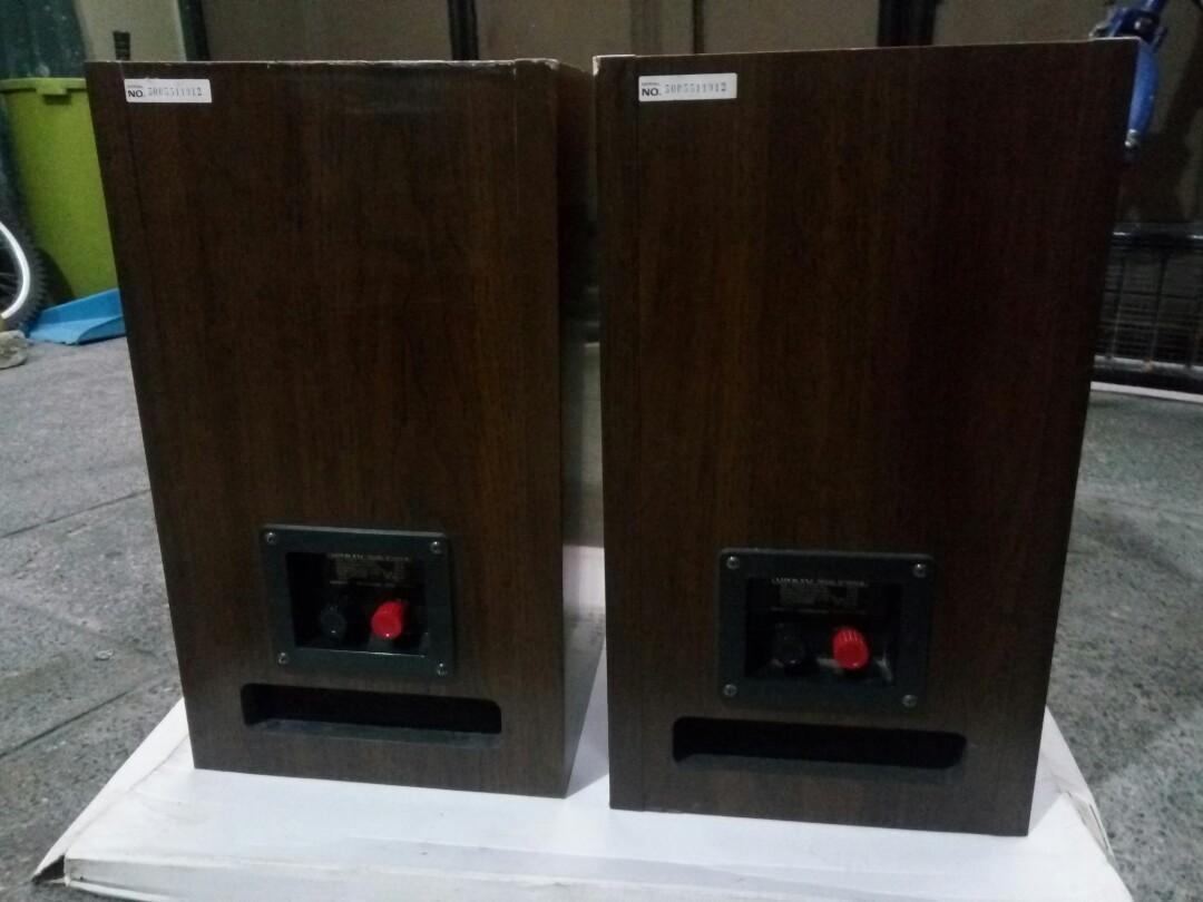 Onkyo D500 2 liverpool speaker, Audio, Soundbars, Speakers & Amplifiers