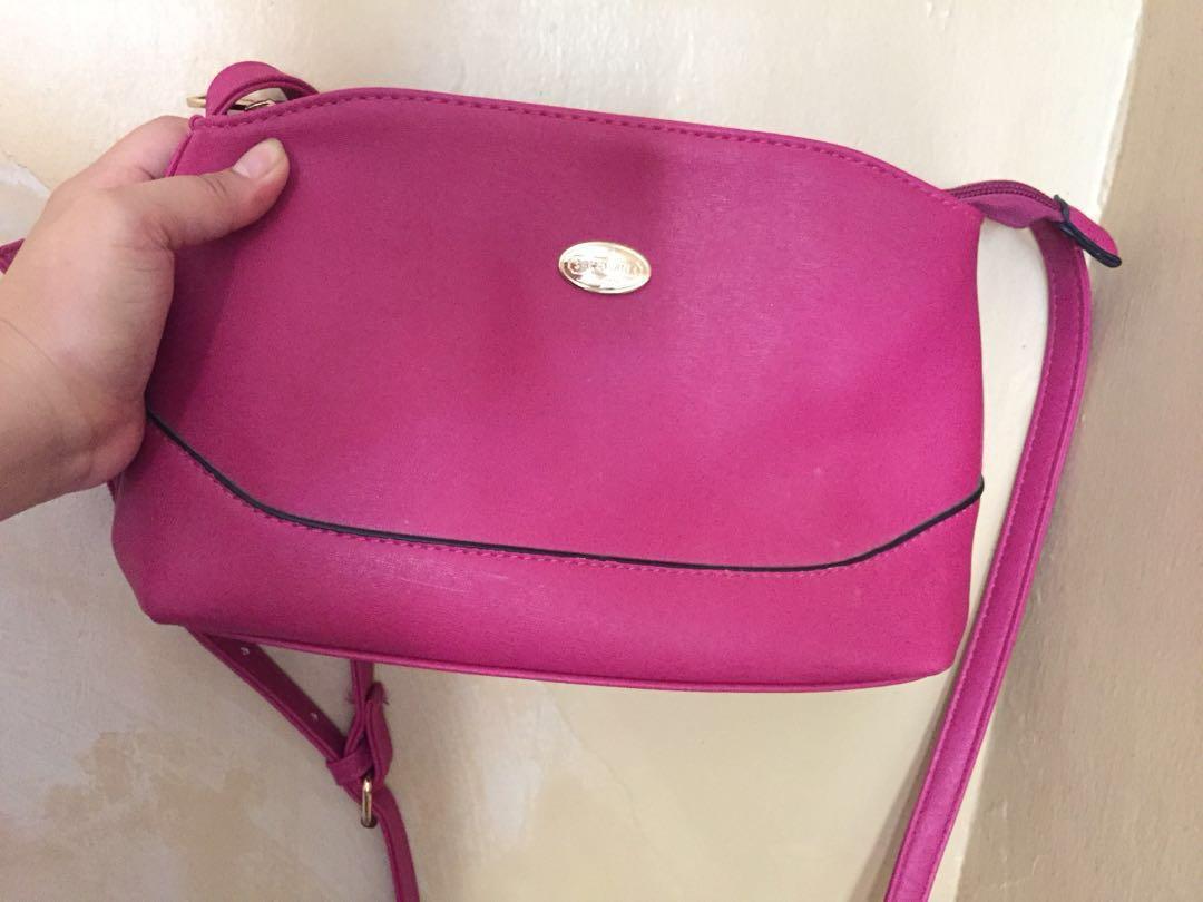 secosana mini sling bag