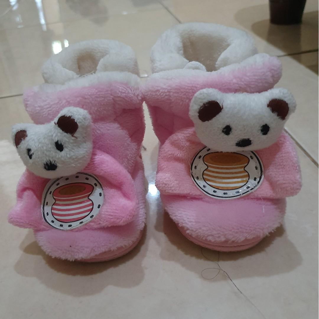 Sepatu Bayi Perempuan 3 6 Bulan Bayi Anak Baju Bayi Di Carousell