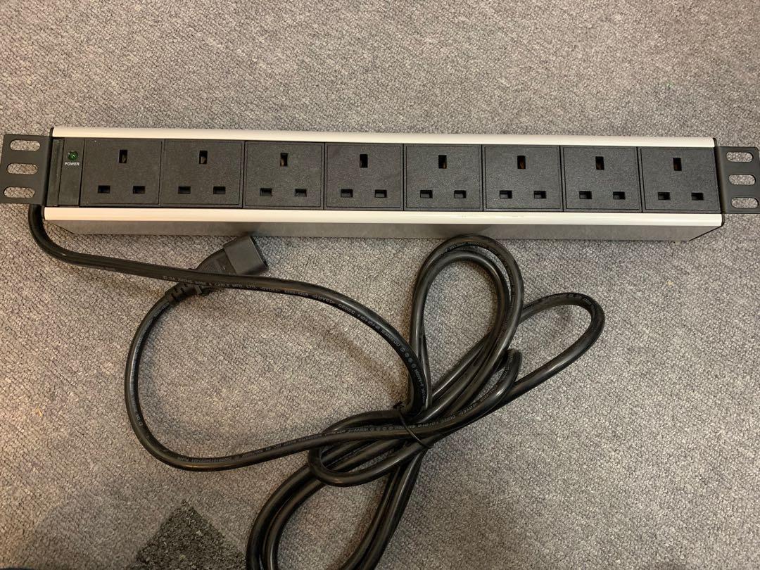 Server Rack Power Bar PDU, 傢俬＆家居, 其他, 家居改善及收納用品 Carousell