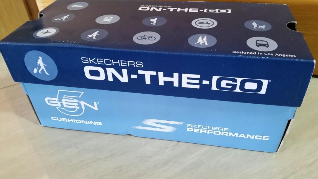 skechers goga max slippers