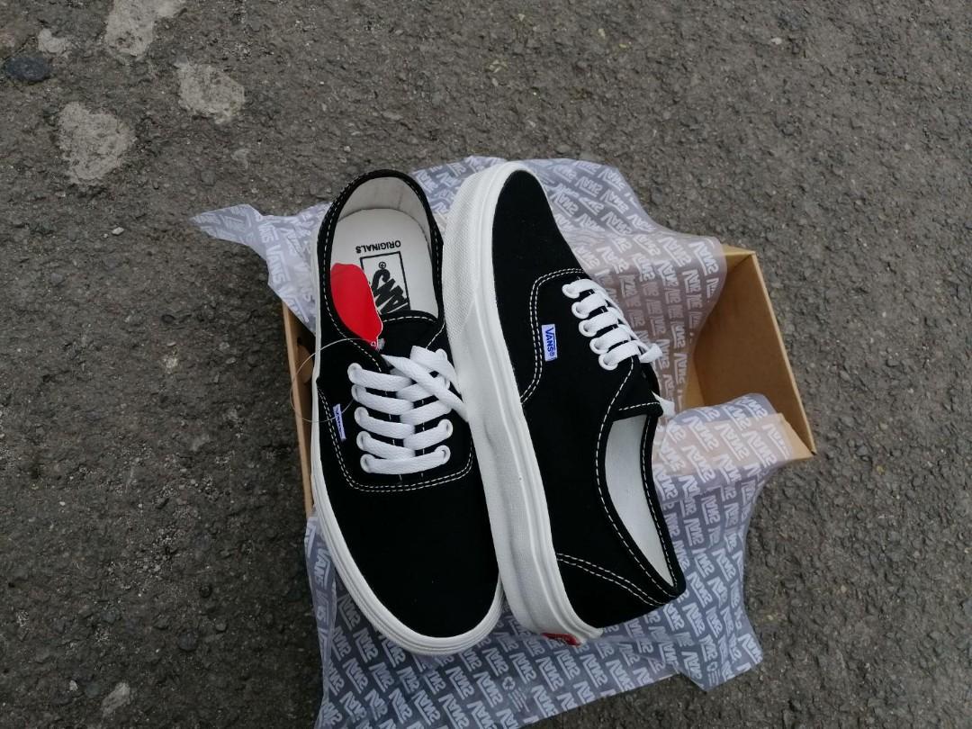 ivory vans shoes