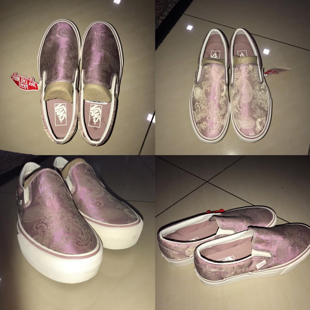 Vans top satin paisley