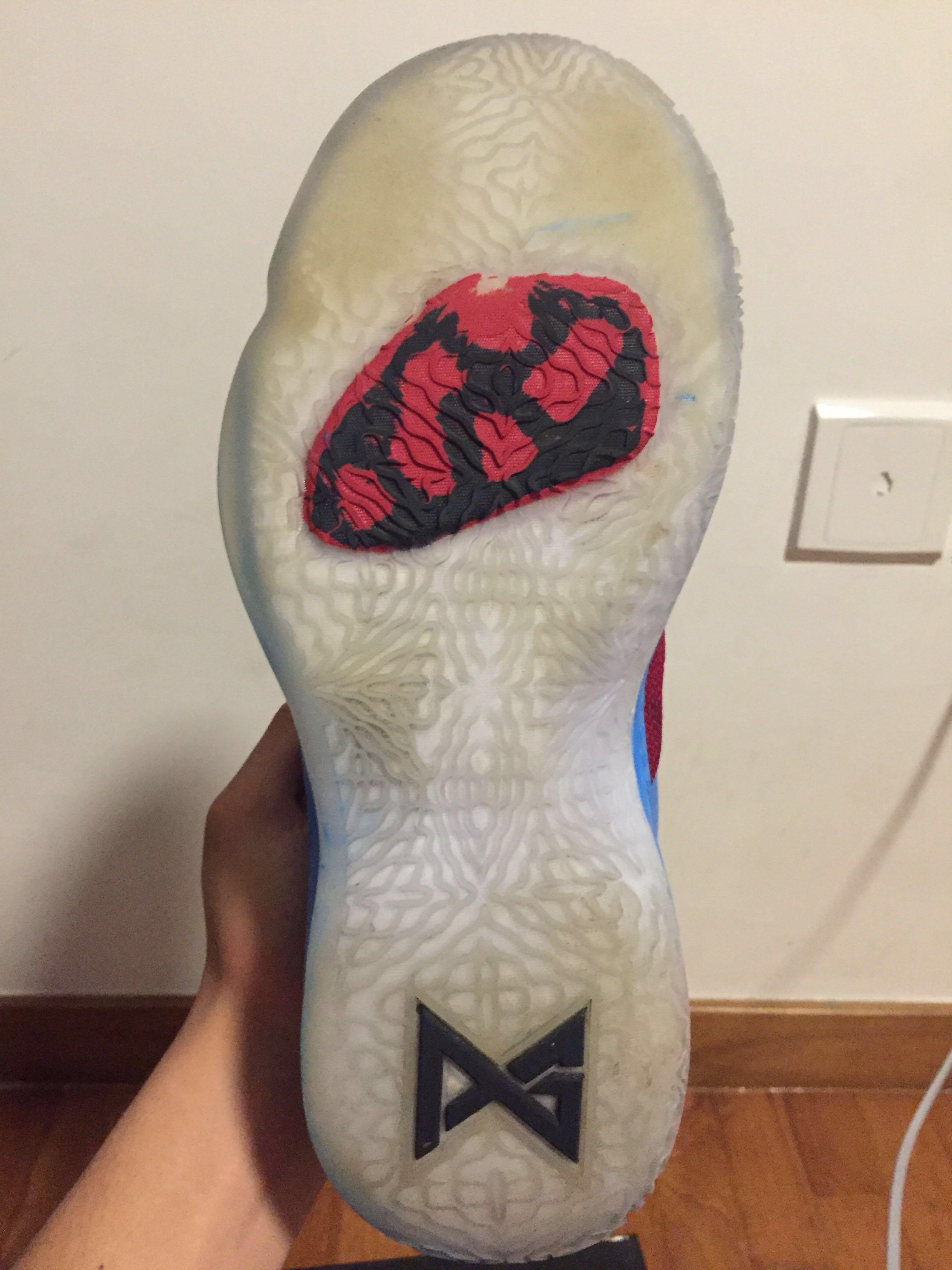 WTT/WTS Nike PG2 Superman Custom 2.5, Men's Fashion, Footwear, Sneakers on  Carousell