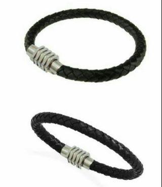 BN UNISEX GENUINE BRAIDED LEATHER BRACELETS ( BLACK COLOUR  ) FREE NORMAL MAIL POSTAGE