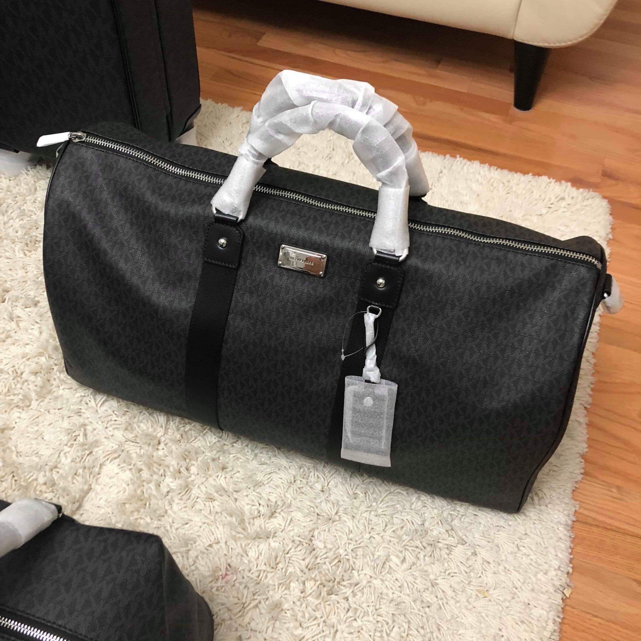 mk travelling bag