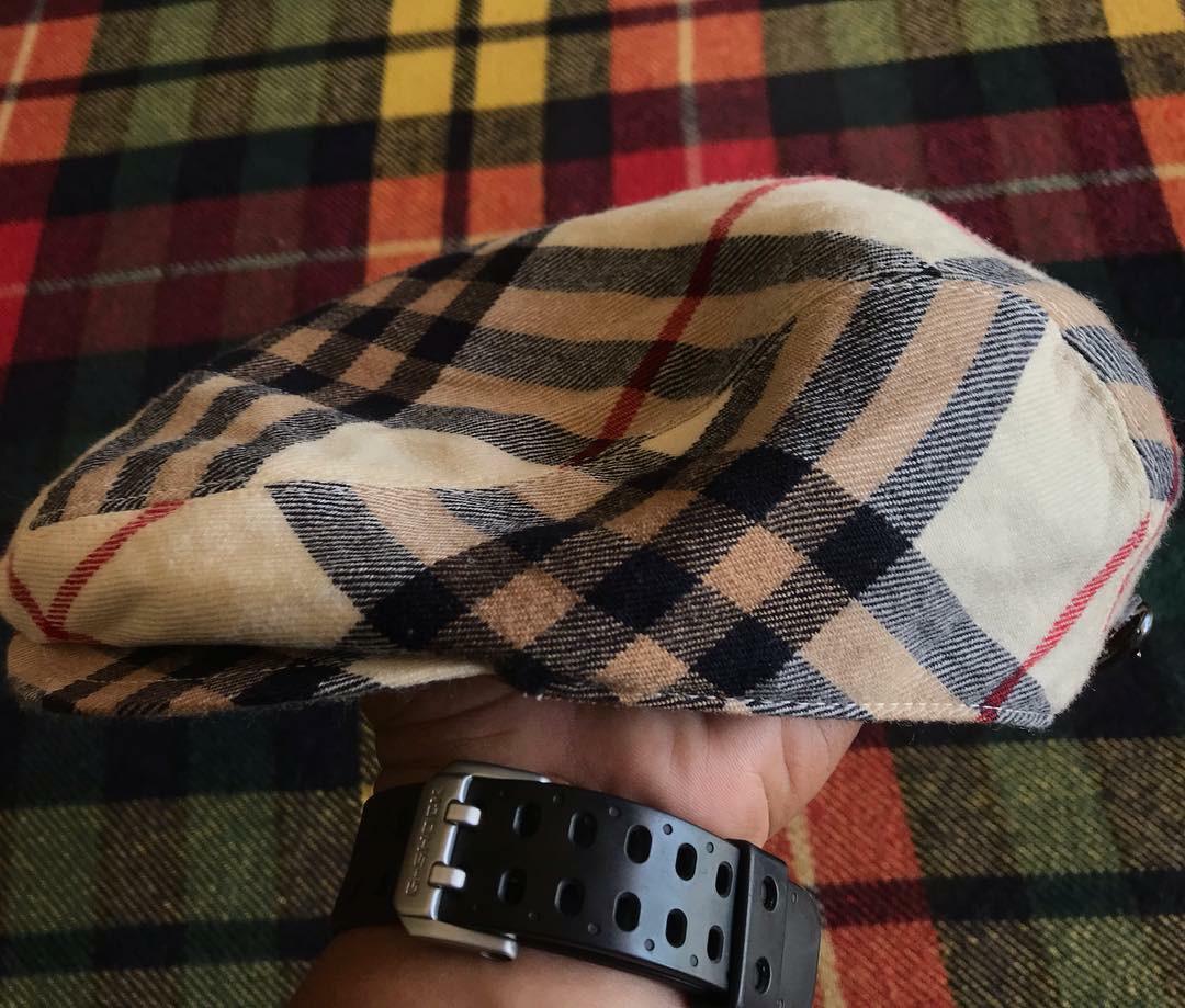 Burberry flat cap hotsell