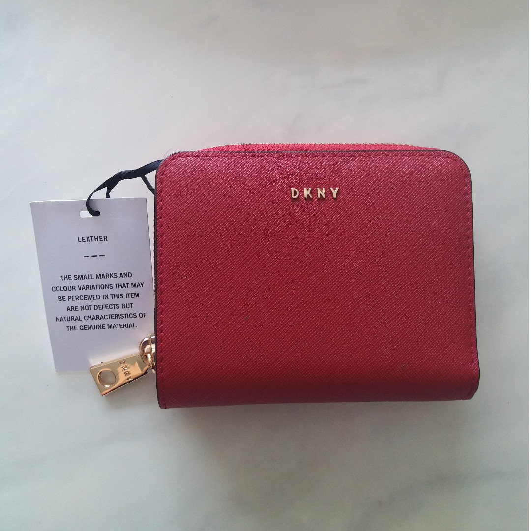 dkny wallet price