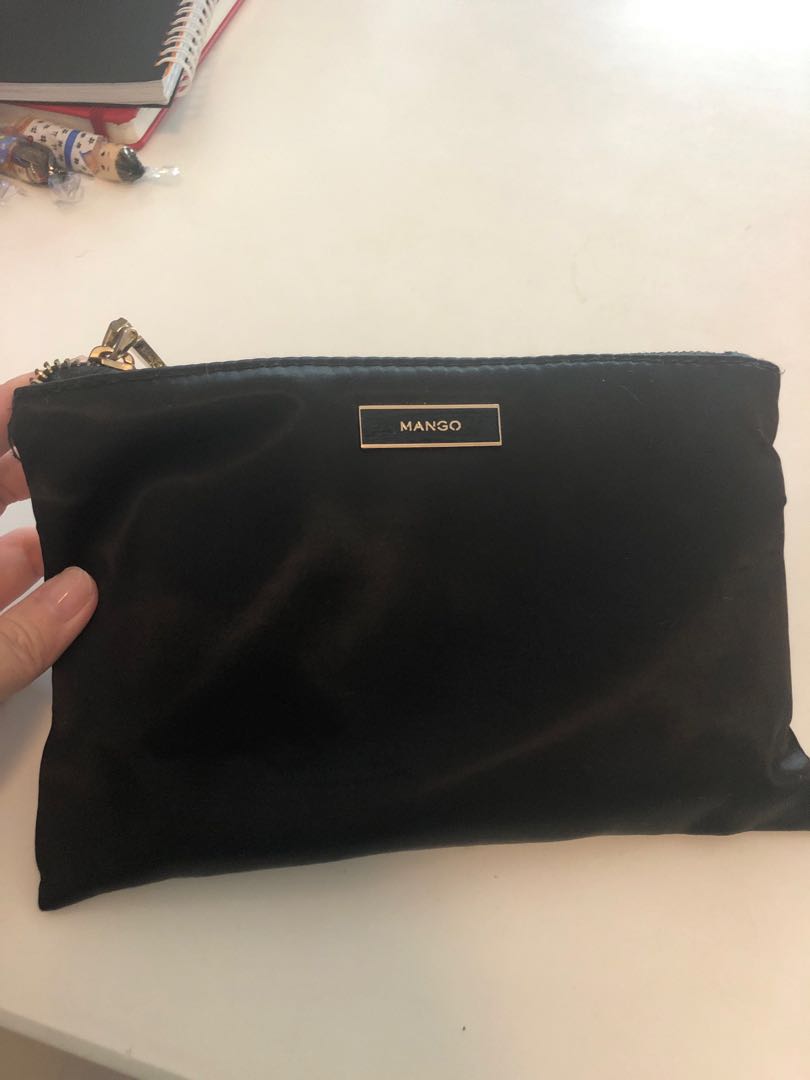 Mango Clutch, Women's Fashion, Bags & Wallets, Clutches on Carousell